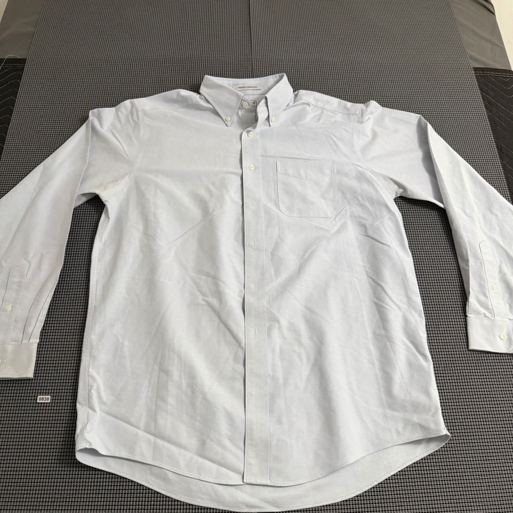 LL Bean Mens Light Blue Wrinkle Resistant Cotton Oxford Shirt 16-35 209410